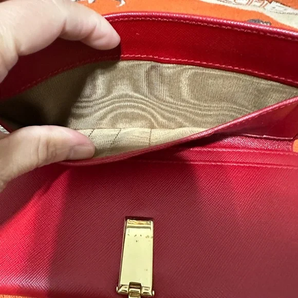 SALVATORE FERRAGAMO ❤️🌟RED LONG WALLET ⭐️